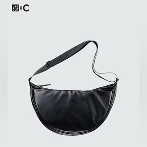 UNIQLO:C Faux Leather Round Shoulder Bag - Black NWOT✨
